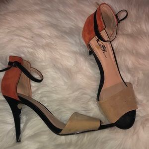 Color block suede open toe heel